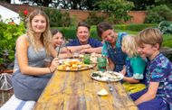 Jamie Oliver and family. (Image via X/@@jamieoliver)